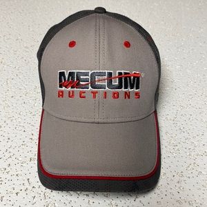 NWOT Mecum Auctions gray baseball cap